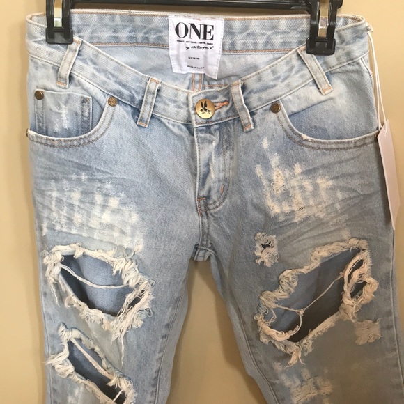 One Teaspoon, size 24, trashed free birds jeans. - Picture 4 of 8
